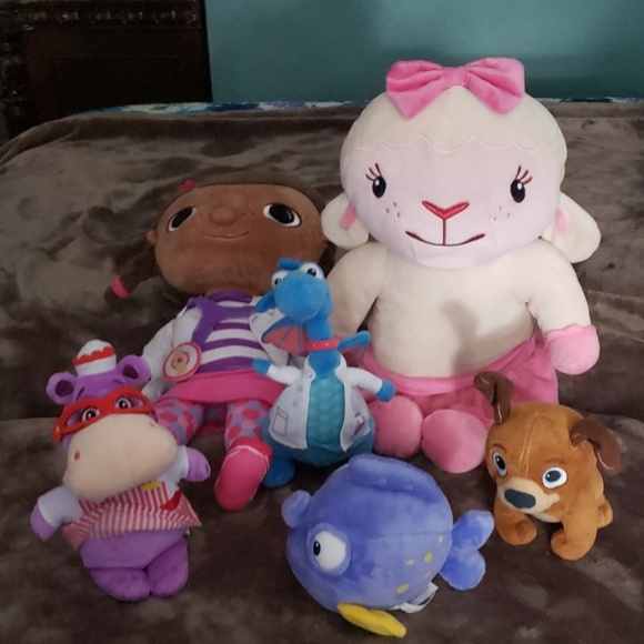 doc mcstuffins plush doll